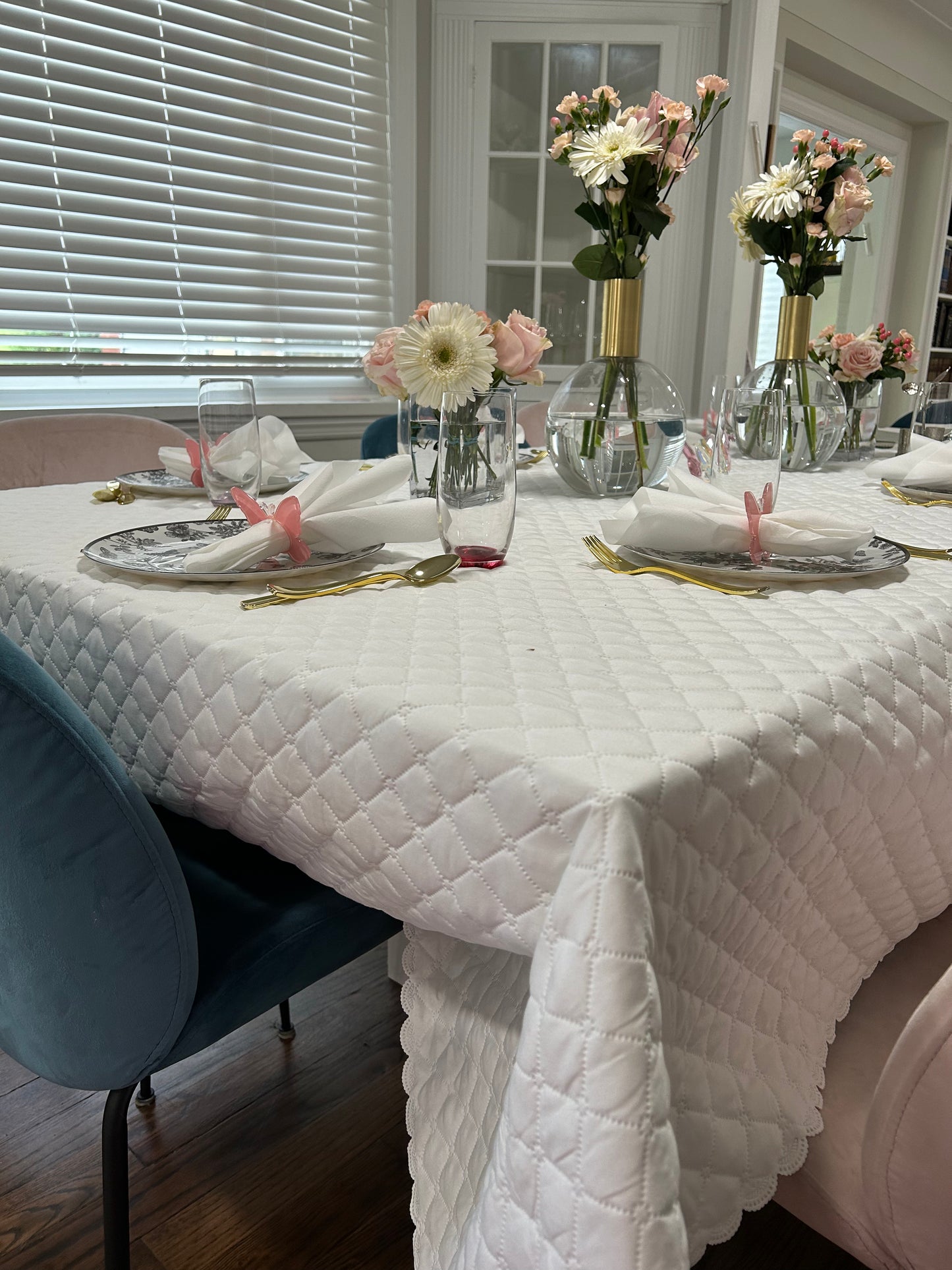 Quilted Scalloped Tablecloth *Proeorder (Dec 10 est arrival)